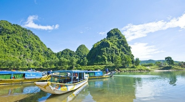 Sông son - Động Phong Nha - Quảng Bình